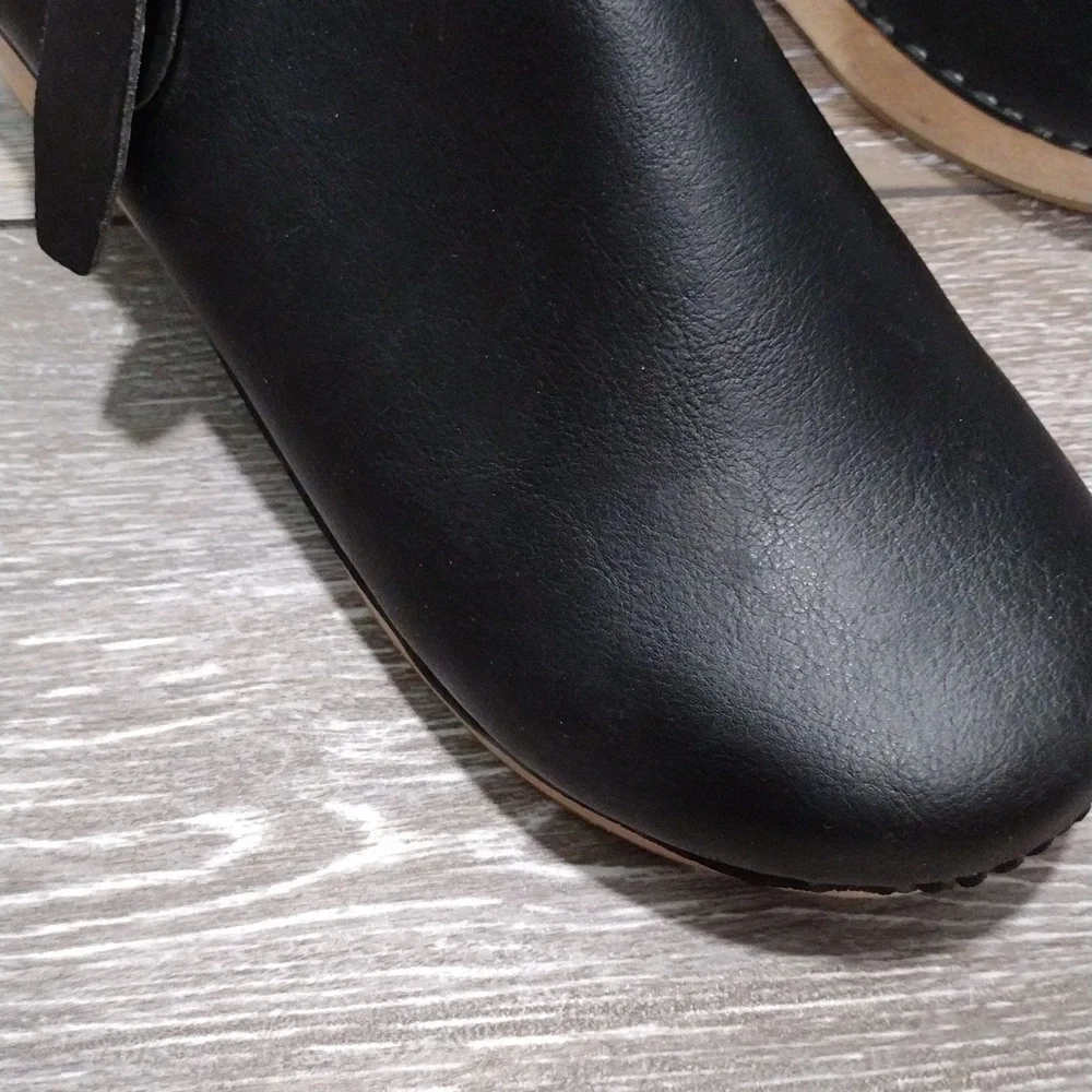 Black no name womens clogs. Size 10.5 - Picture 2 of 12